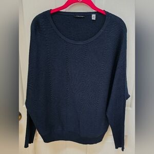T Tahari Dark Blue Crew Neck Sweater Size M